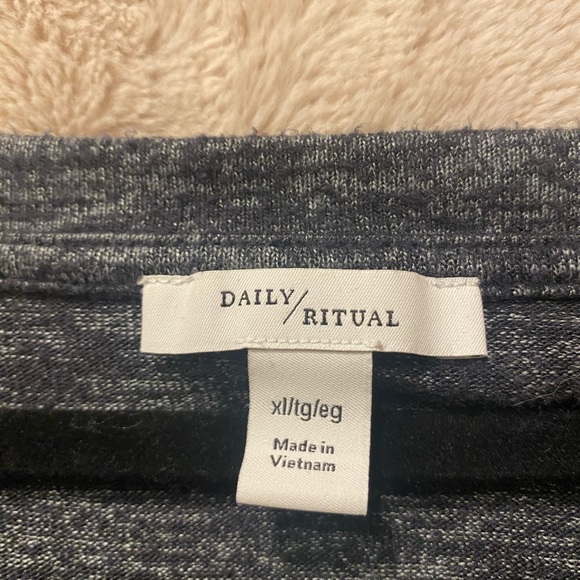 XL gray T-shirt dress. Daily ritual - Picture 5 of 8